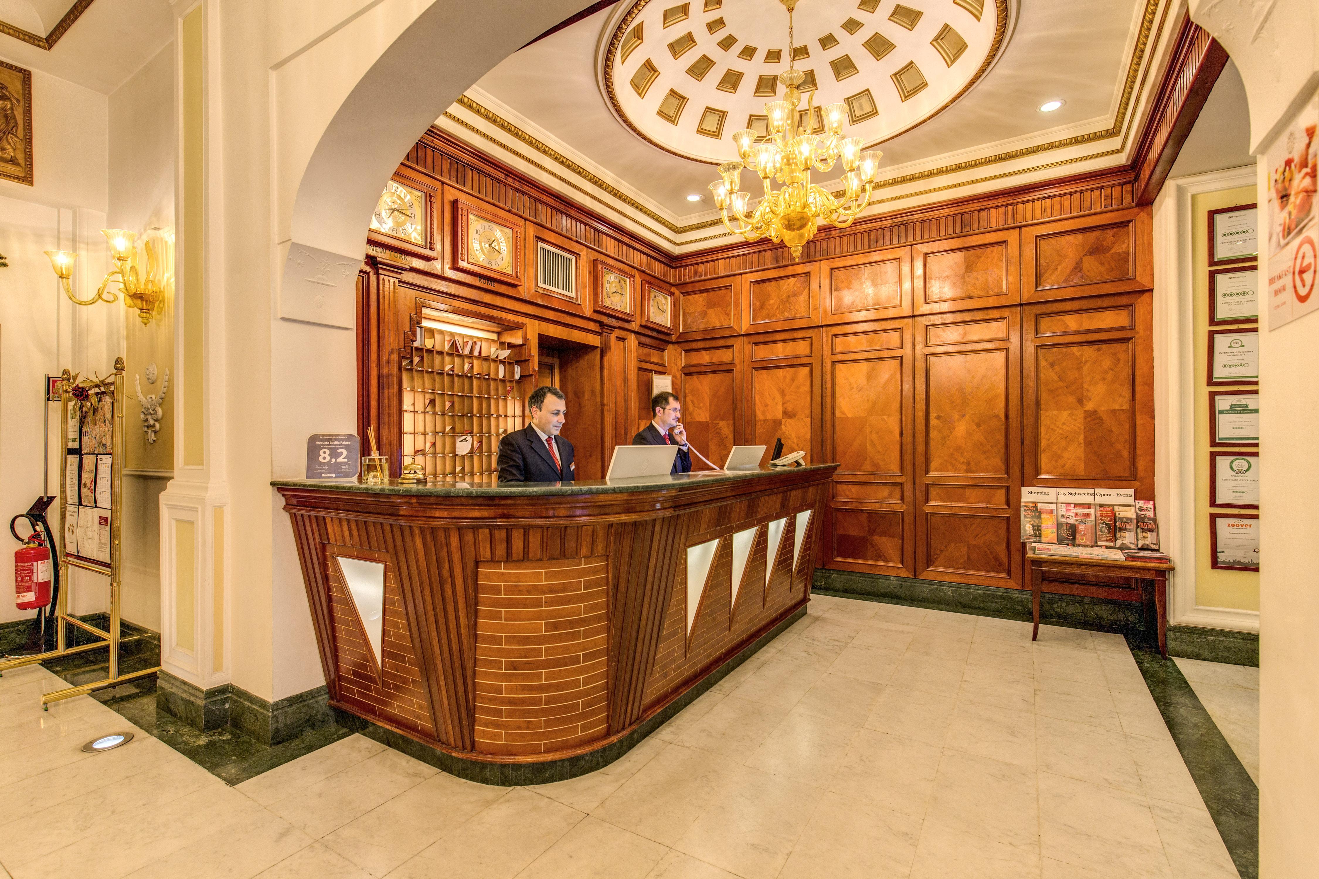 Augusta Lucilla Palace Rome Bagian luar foto