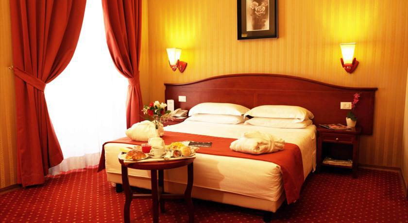Augusta Lucilla Palace Rome Bagian luar foto