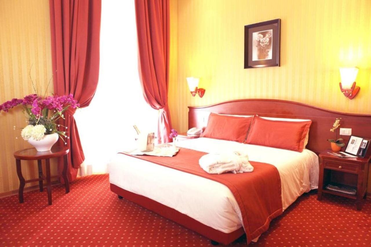 Augusta Lucilla Palace Rome Bagian luar foto